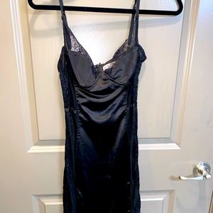 OH POLLY LACE MINI DRESS